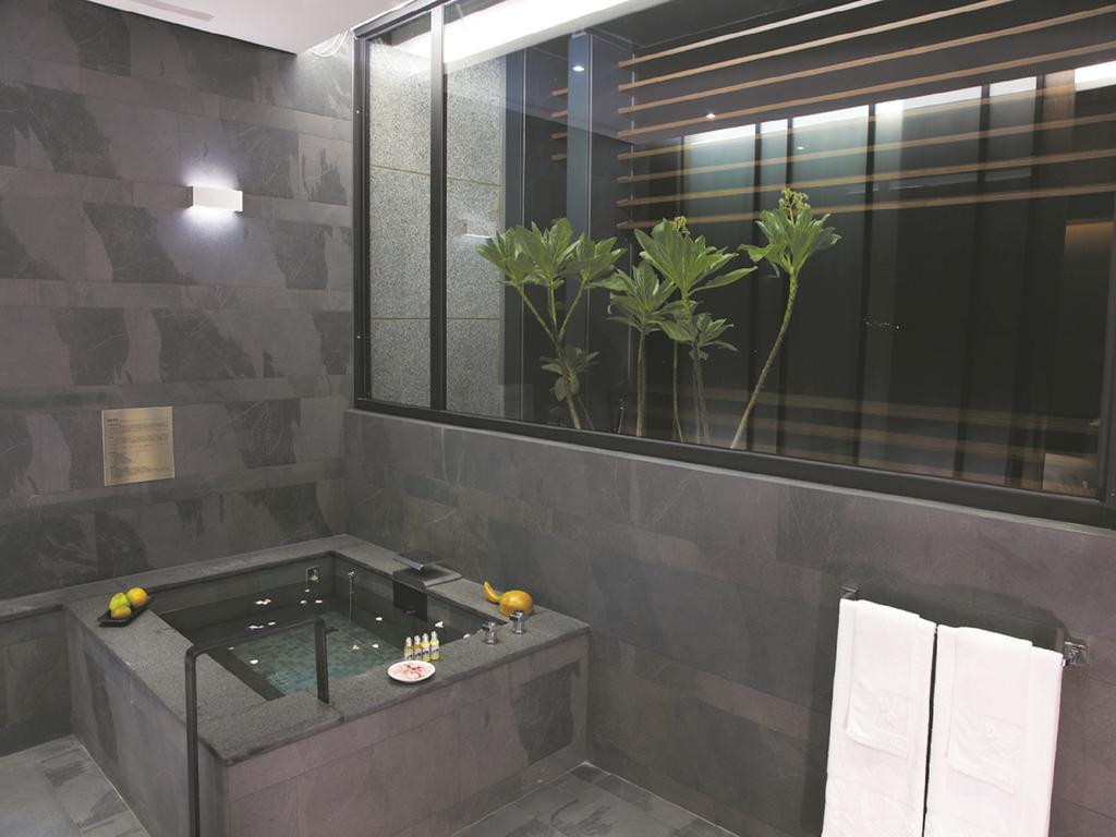 The Sun Hot Spring & Resort Taichung Exterior foto